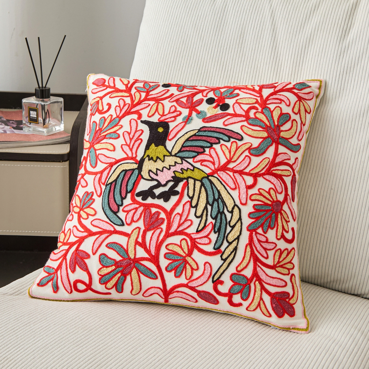 诺可 2025新款全棉毛巾绣抱枕动物款抱枕 凤凰-红