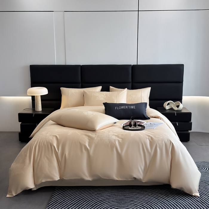 91家纺网 家纺一手货源 找家纺 花时间 2025秋冬新款简约贡缎提花四件套 繁悦系列 繁悦-奶霜色