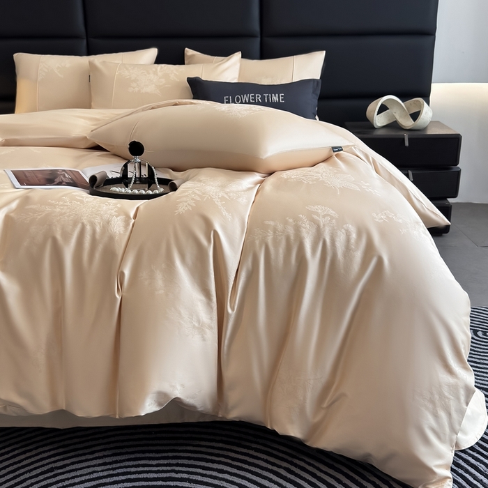 91家纺网 家纺一手货源 找家纺 花时间 2025秋冬新款简约贡缎提花四件套 繁悦系列 繁悦-奶霜色