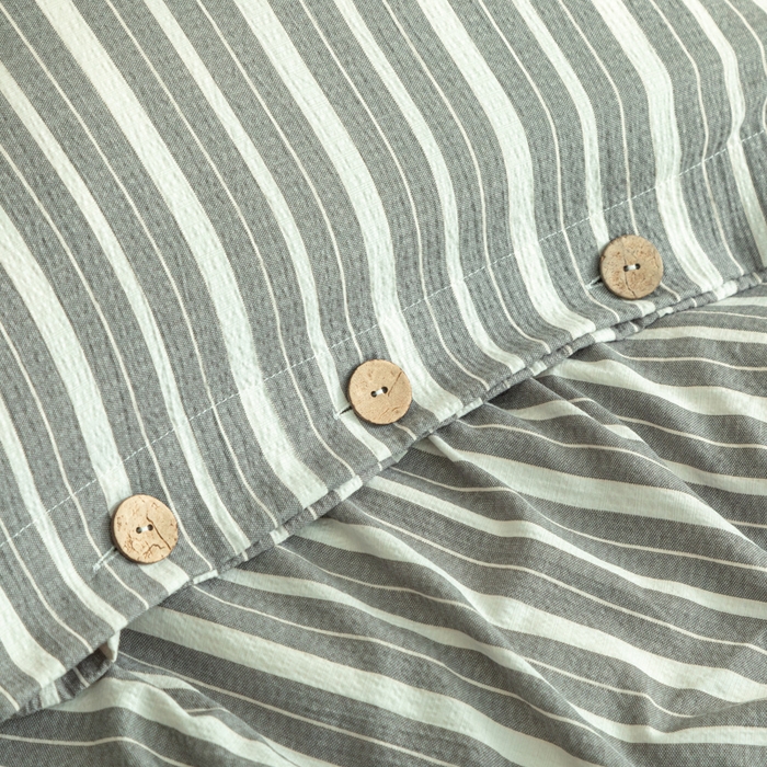 91家纺网 家纺一手货源 找家纺 库里梦家纺 2025新款皱皱纱亚麻纽扣式四件套 条纹-灰