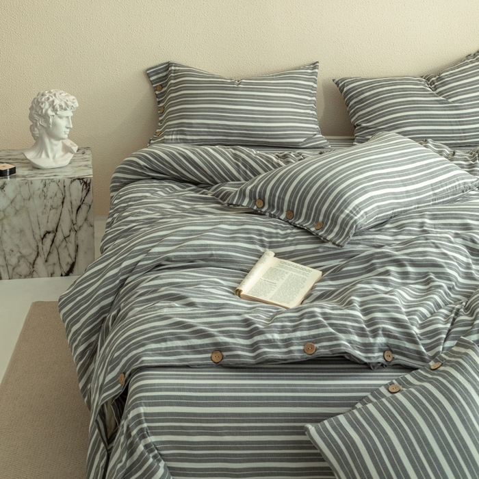 91家纺网 家纺一手货源 找家纺 库里梦家纺 2025新款皱皱纱亚麻纽扣式四件套 条纹-灰