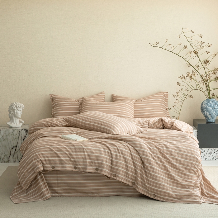 91家纺网 家纺一手货源 找家纺 库里梦家纺 2025新款皱皱纱亚麻纽扣式四件套 条纹-咖