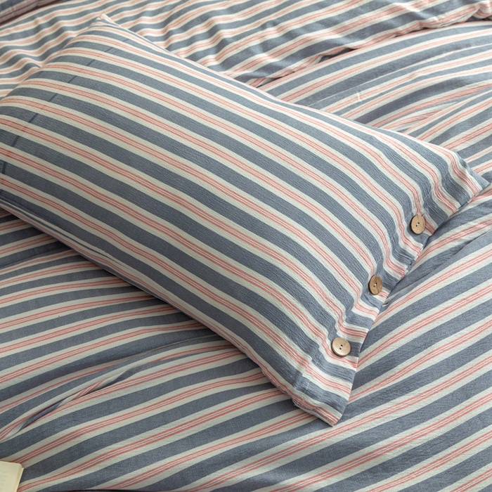 91家纺网 家纺一手货源 找家纺 库里梦家纺 2025新款皱皱纱亚麻纽扣式四件套 条纹-蓝粉