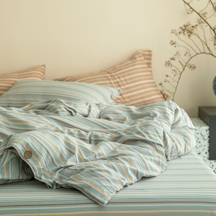 91家纺网 家纺一手货源 找家纺 库里梦家纺 2025新款皱皱纱亚麻纽扣式四件套 条纹-绿