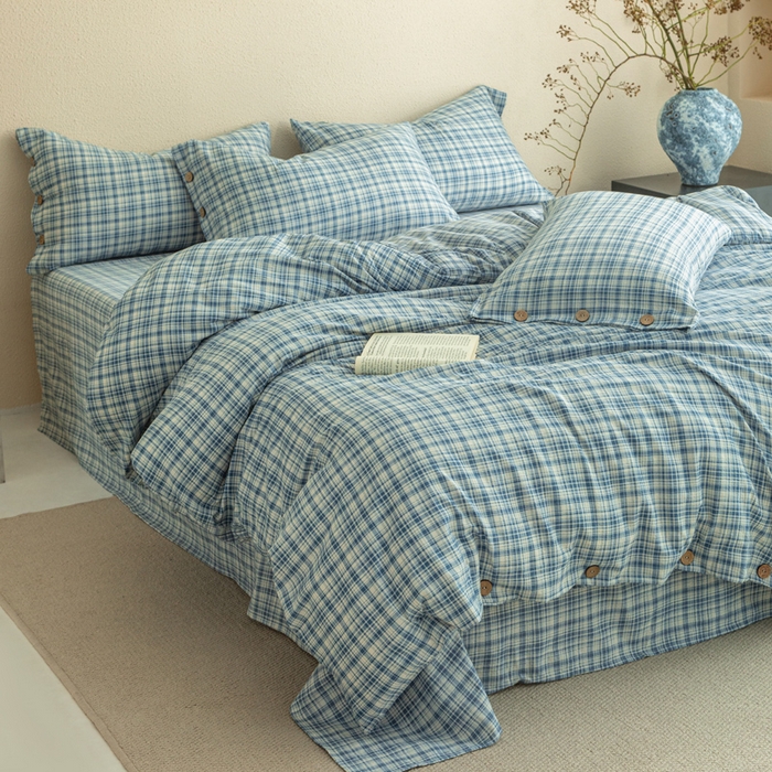 91家纺网 家纺一手货源 找家纺 库里梦家纺 2025新款皱皱纱亚麻纽扣式四件套 小格-蓝