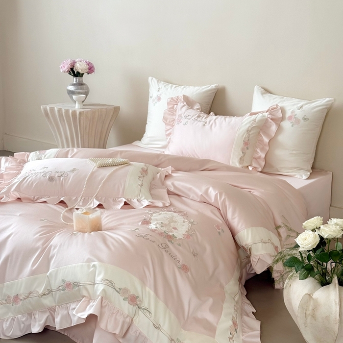 91家纺网 家纺一手货源 找家纺 MIU缪家居 2025新款100支全棉纯棉四件套-玫瑰花园 玫瑰花园-玫瑰粉