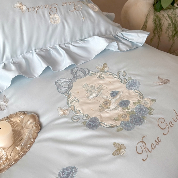 91家纺网 家纺一手货源 找家纺 MIU缪家居 2025新款100支全棉纯棉四件套-玫瑰花园 玫瑰花园-梦幻蓝