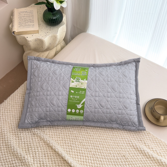 91家纺网 家纺一手货源 找家纺 诺可 2025新款夏凉茶叶枕凉感凉豆豆枕头枕芯 爱心方格-灰