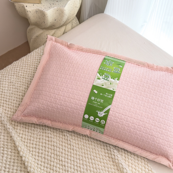 91家纺网 家纺一手货源 找家纺 诺可 2025新款夏凉茶叶枕凉感凉豆豆枕头枕芯 爱心-粉