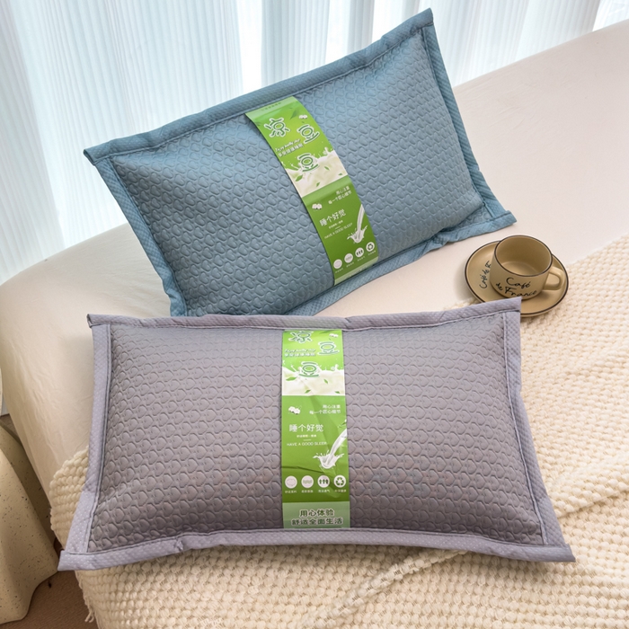 91家纺网 家纺一手货源 找家纺 诺可 2025新款夏凉茶叶枕凉感凉豆豆枕头枕芯 爱心-灰