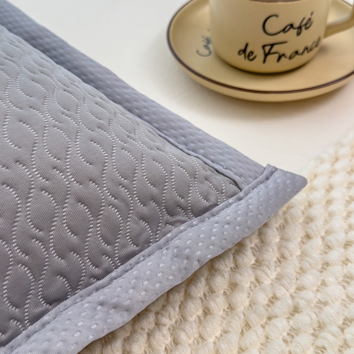 91家纺网 家纺一手货源 找家纺 诺可 2025新款夏凉茶叶枕凉感凉豆豆枕头枕芯 波浪-灰