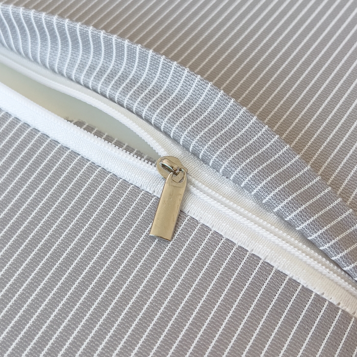 91家纺网 家纺一手货源 找家纺 诺可 2025新款凉感学生儿童记忆枕枕头枕芯-花边郁金香 灰色