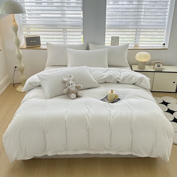 91家纺网 家纺一手货源 找家纺 优纤家纺 2025新款简约亲肤四件套床单床笠学生三件套-纯色混搭系列 奶昔白