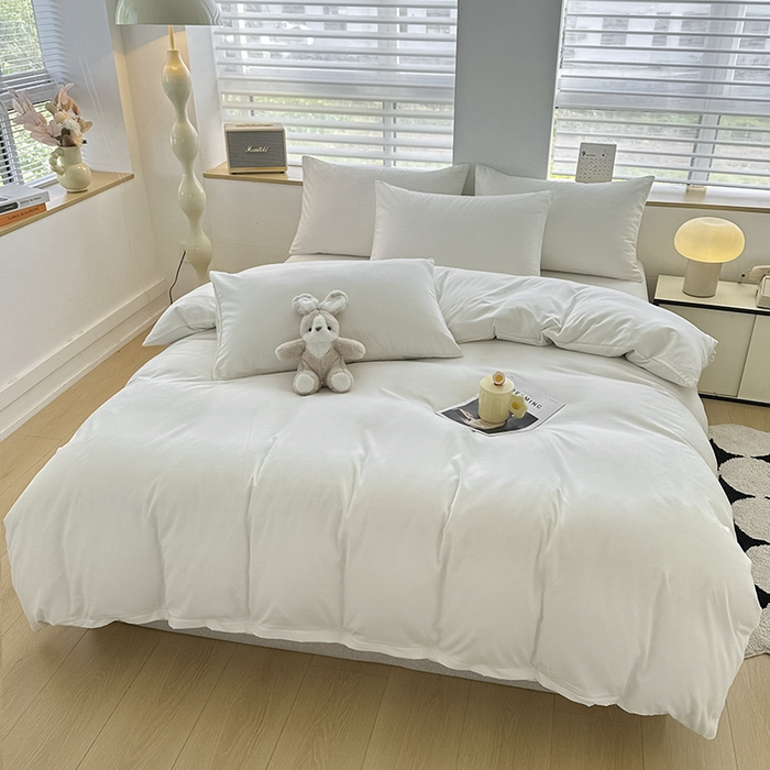 91家纺网 家纺一手货源 找家纺 优纤家纺 2025新款简约亲肤四件套床单床笠学生三件套-纯色混搭系列 奶昔白