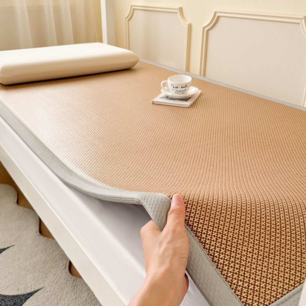 91家纺网 家纺一手货源 找家纺 （总）卡罗兰 2025新款提花冰藤按摩床褥双面四季通用学生床垫