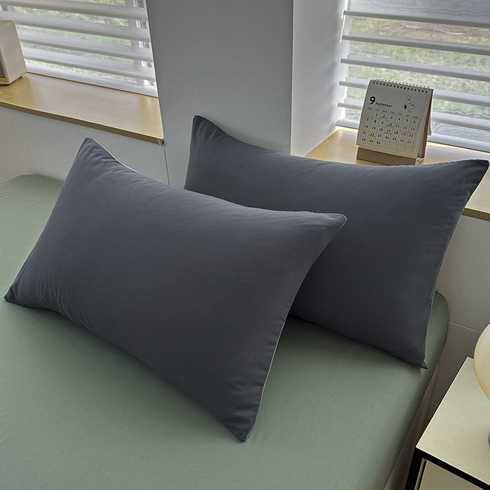 91家纺网 家纺一手货源 找家纺 优纤家纺 2025新款简约亲肤四件套床单床笠学生三件套-纯色混搭系列 深灰抹茶