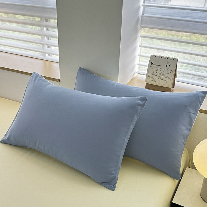 91家纺网 家纺一手货源 找家纺 优纤家纺 2025新款简约亲肤四件套床单床笠学生三件套-纯色混搭系列 天蓝芝士