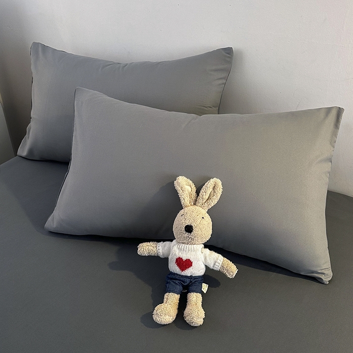 91家纺网 家纺一手货源 找家纺 优纤家纺 2025新款简约亲肤四件套床单床笠学生三件套-纯色混搭系列 雾霾灰