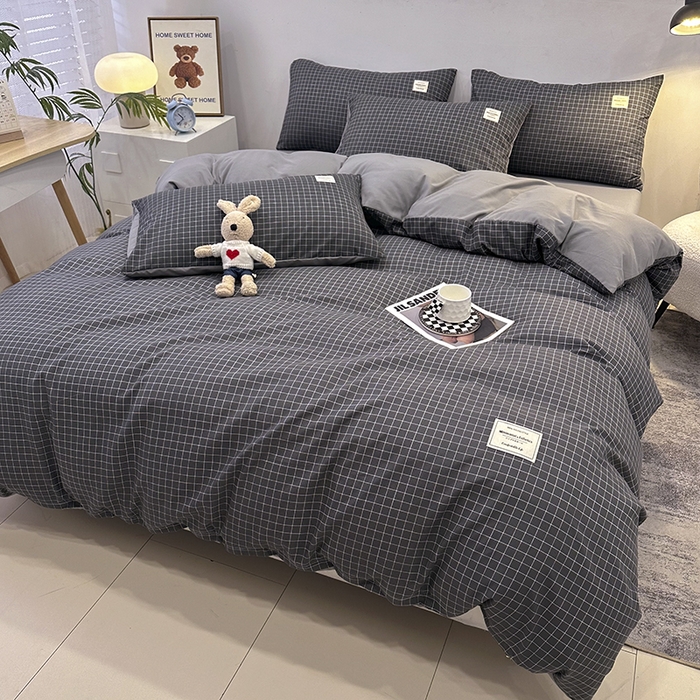 91家纺网 家纺一手货源 找家纺 优纤家纺 2025新款简约亲肤四件套床单床笠学生三件套-格子条纹系列 灰小格