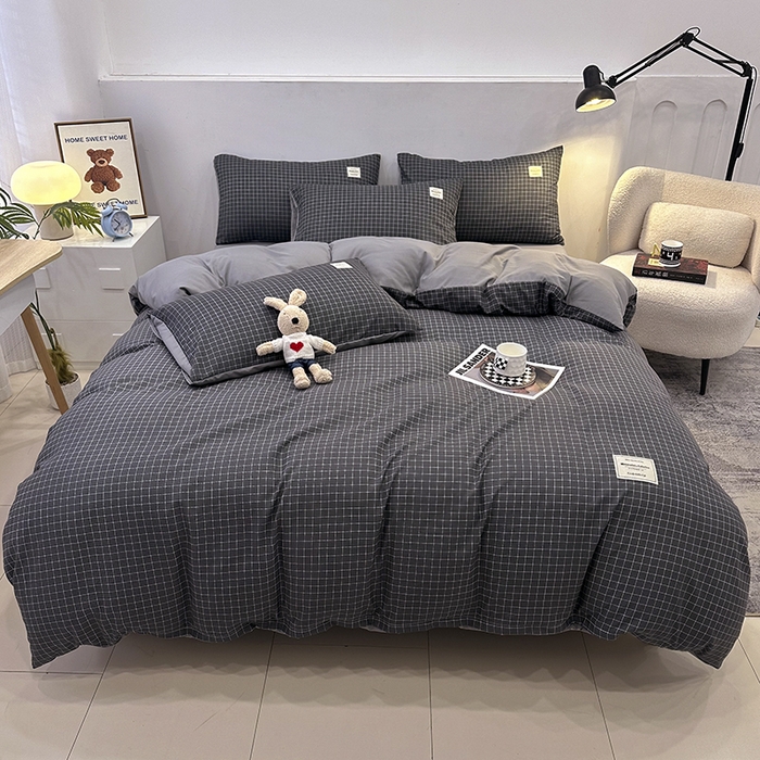 91家纺网 家纺一手货源 找家纺 优纤家纺 2025新款简约亲肤四件套床单床笠学生三件套-格子条纹系列 灰小格