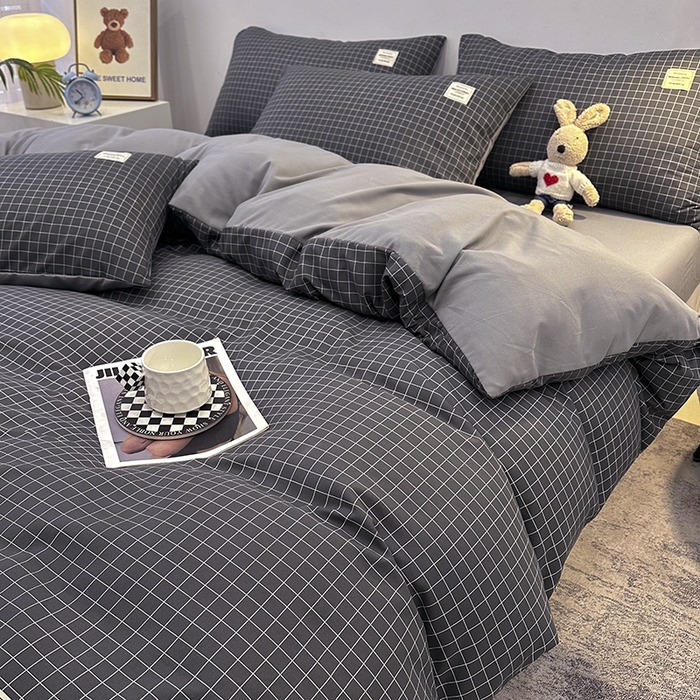 91家纺网 家纺一手货源 找家纺 优纤家纺 2025新款简约亲肤四件套床单床笠学生三件套-格子条纹系列 灰小格
