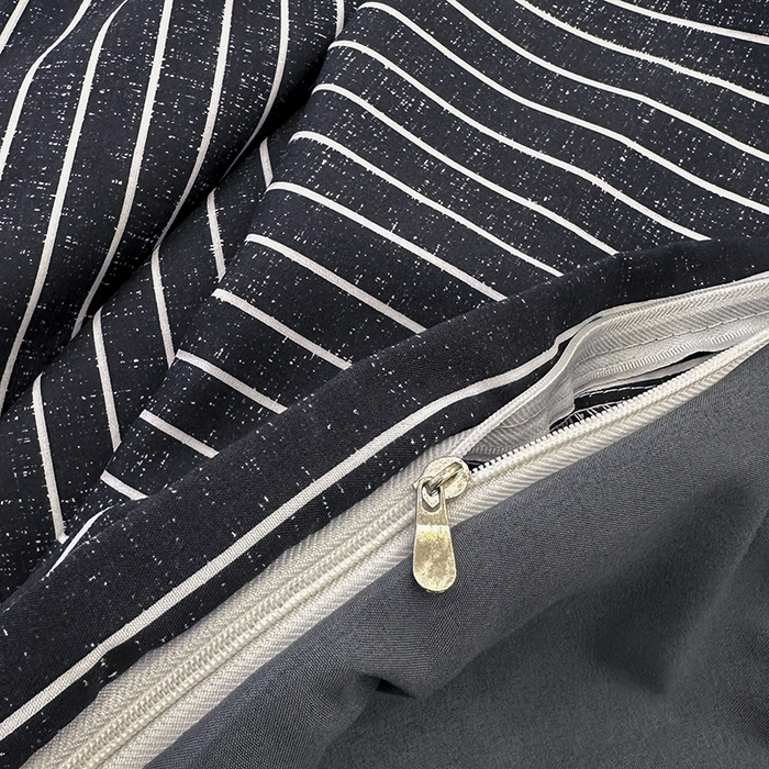 91家纺网 家纺一手货源 找家纺 优纤家纺 2025新款简约亲肤四件套床单床笠学生三件套-格子条纹系列 黑白条