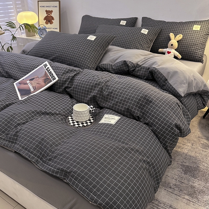 91家纺网 家纺一手货源 找家纺 优纤家纺 2025新款简约亲肤四件套床单床笠学生三件套-格子条纹系列 灰小格