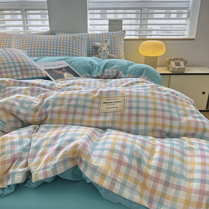 91家纺网 家纺一手货源 找家纺 优纤家纺 2025新款简约亲肤四件套床单床笠学生三件套-格子条纹系列 冰淇凌格