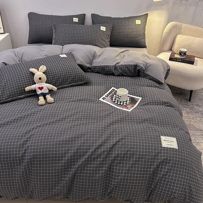 91家纺网 家纺一手货源 找家纺 优纤家纺 2025新款简约亲肤四件套床单床笠学生三件套-格子条纹系列 灰小格