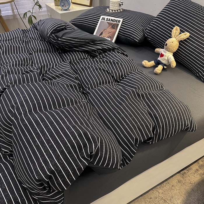 91家纺网 家纺一手货源 找家纺 （总）优纤家纺 2025新款简约亲肤四件套床单床笠学生三件套-格子条纹系列