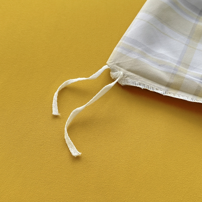 91家纺网 家纺一手货源 找家纺 优纤家纺 2025新款简约亲肤四件套床单床笠学生三件套-格子条纹系列 芒果格