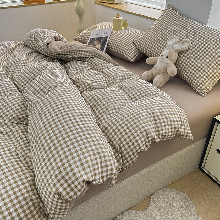 优纤家纺 2025新款简约亲肤四件套床单床笠学生三件套-格子条纹系列 米小格