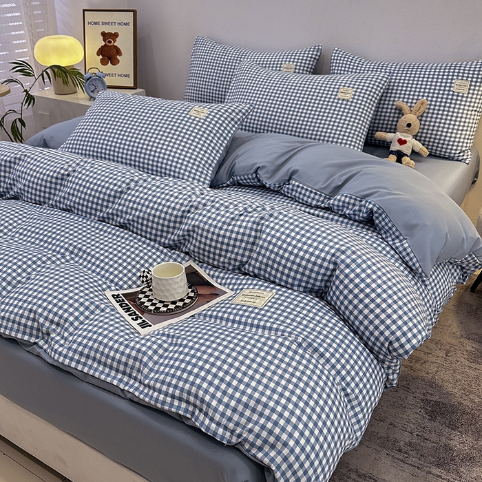 91家纺网 家纺一手货源 找家纺 优纤家纺 2025新款简约亲肤四件套床单床笠学生三件套-格子条纹系列 蓝小格