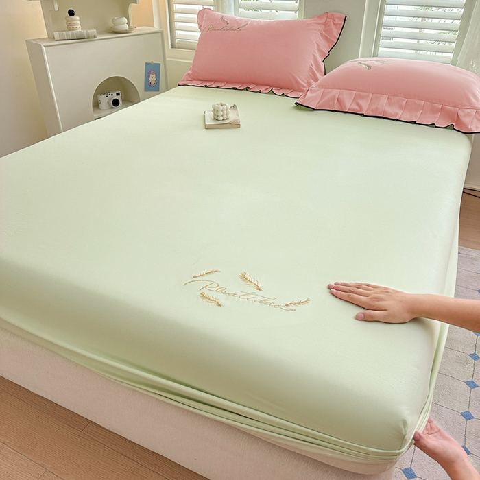 91家纺网 家纺一手货源 找家纺 （总）柔享家（原芷澜家纺） 2025新款法式纯色水洗棉刺绣绣花磨毛床笠三件套汇总（有同款四件套）