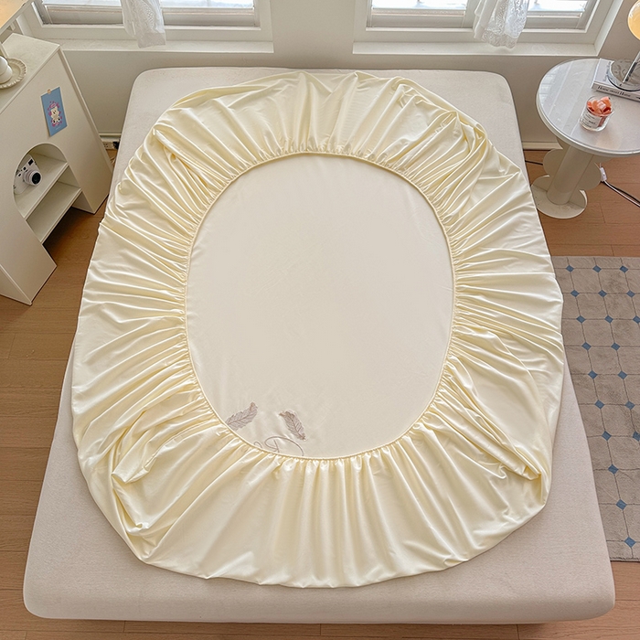 91家纺网 家纺一手货源 找家纺 柔享家（原芷澜家纺） 2025新款法式纯色水洗棉刺绣绣花磨毛床笠汇总（有同款四件套） 米黄