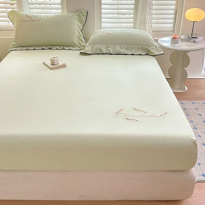 91家纺网 家纺一手货源 找家纺 柔享家（原芷澜家纺） 2025新款法式纯色水洗棉刺绣绣花磨毛床笠汇总（有同款四件套） 嫩绿