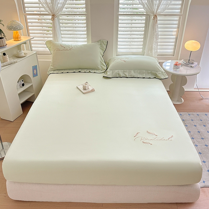 91家纺网 家纺一手货源 找家纺 柔享家（原芷澜家纺） 2025新款法式纯色水洗棉刺绣绣花磨毛床笠汇总（有同款四件套） 嫩绿