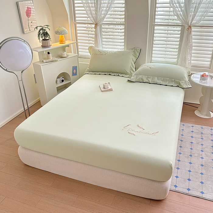 91家纺网 家纺一手货源 找家纺 柔享家（原芷澜家纺） 2025新款法式纯色水洗棉刺绣绣花磨毛床笠汇总（有同款四件套） 嫩绿