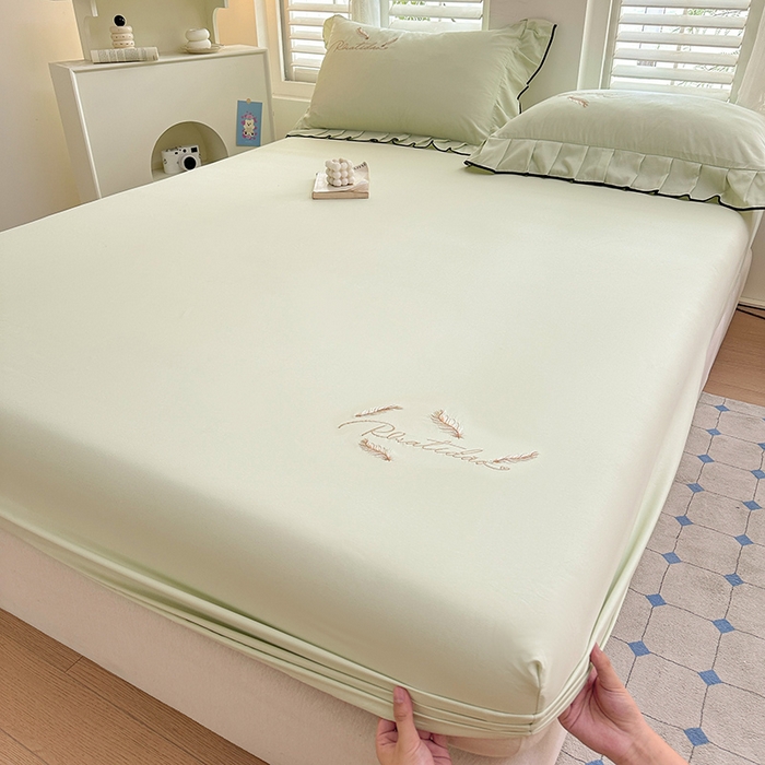 91家纺网 家纺一手货源 找家纺 柔享家（原芷澜家纺） 2025新款法式纯色水洗棉刺绣绣花磨毛床笠汇总（有同款四件套） 嫩绿