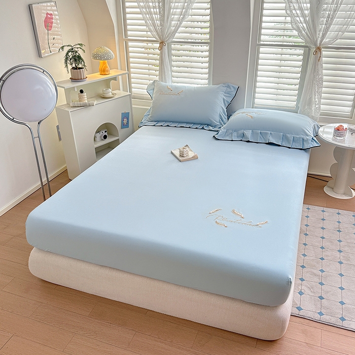 91家纺网 家纺一手货源 找家纺 柔享家（原芷澜家纺） 2025新款法式纯色水洗棉刺绣绣花磨毛床笠汇总（有同款四件套） 天际蓝