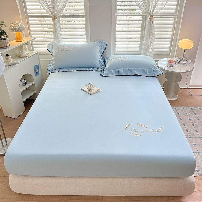 91家纺网 家纺一手货源 找家纺 柔享家（原芷澜家纺） 2025新款法式纯色水洗棉刺绣绣花磨毛床笠汇总（有同款四件套） 天际蓝