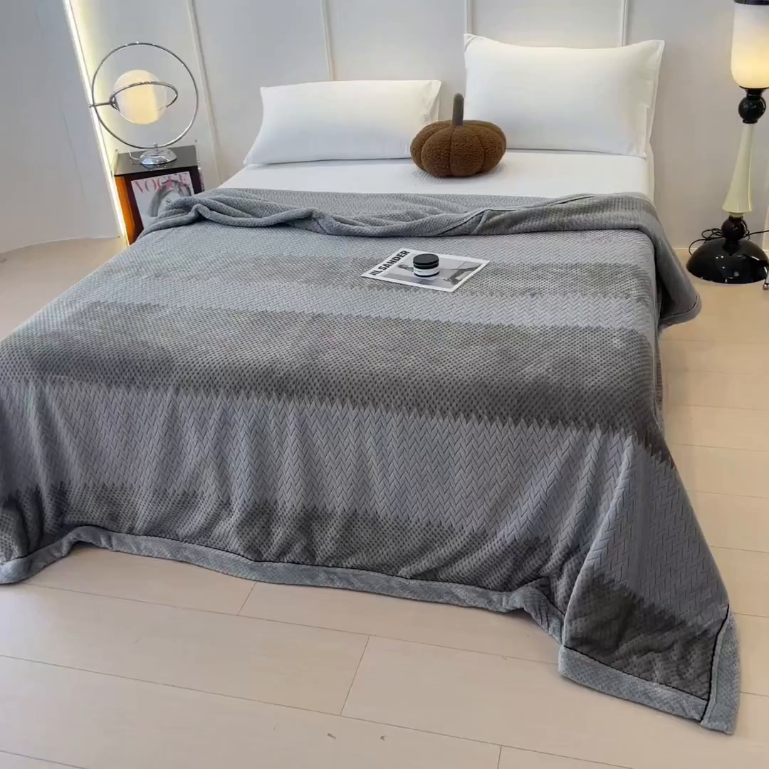 91家纺网 家纺一手货源 找家纺 （总）世纪绒品 2025新款A类撸猫色织牛奶绒多功能毛毯