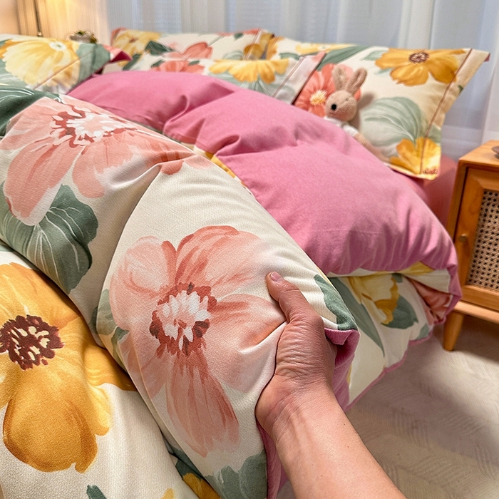 91家纺网 家纺一手货源 找家纺 卡普家居 2025新款全棉纯棉磨毛加厚单品系列-被套单件单被套 梦若菲