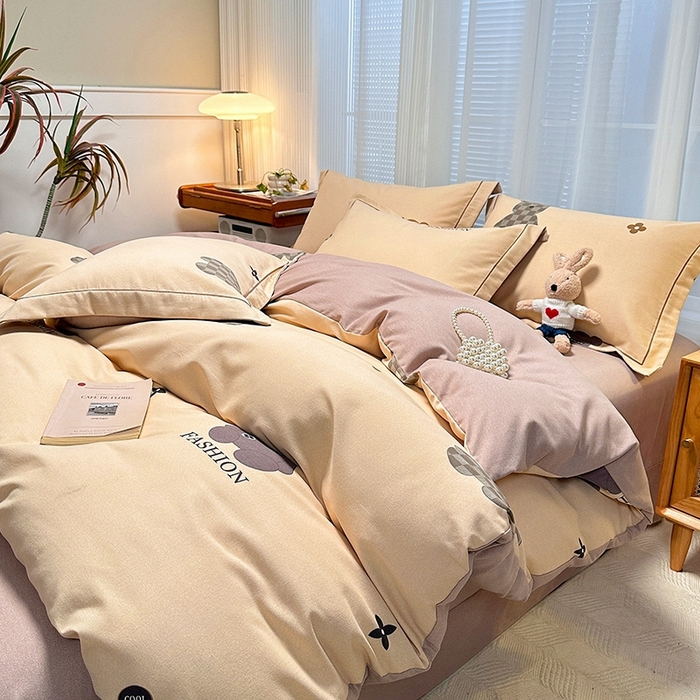 91家纺网 家纺一手货源 找家纺 卡普家居 2025新款全棉纯棉磨毛加厚单品系列-被套单件单被套 欧尼熊