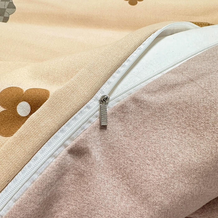 91家纺网 家纺一手货源 找家纺 卡普家居 2025新款全棉纯棉磨毛加厚单品系列-被套单件单被套 欧尼熊