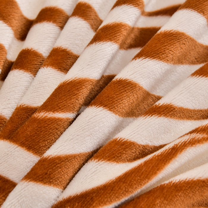 91家纺网 家纺一手货源 找家纺 绒耀 2025新款菠萝格牛奶绒四件套 熊先生