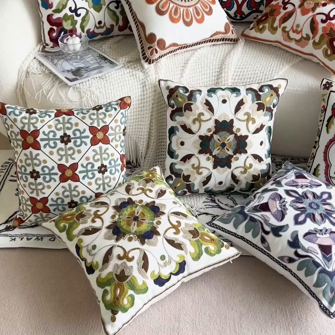 91家纺网 家纺一手货源 找家纺 （总）诺可 2025新款醒春集全棉毛巾绣抱枕枕头枕芯-彩色暖日几何系列