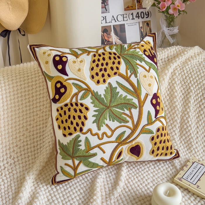 91家纺网 家纺一手货源 找家纺 （总）诺可 2025新款醒春集全棉毛巾绣抱枕枕头枕芯-彩色暖日几何系列