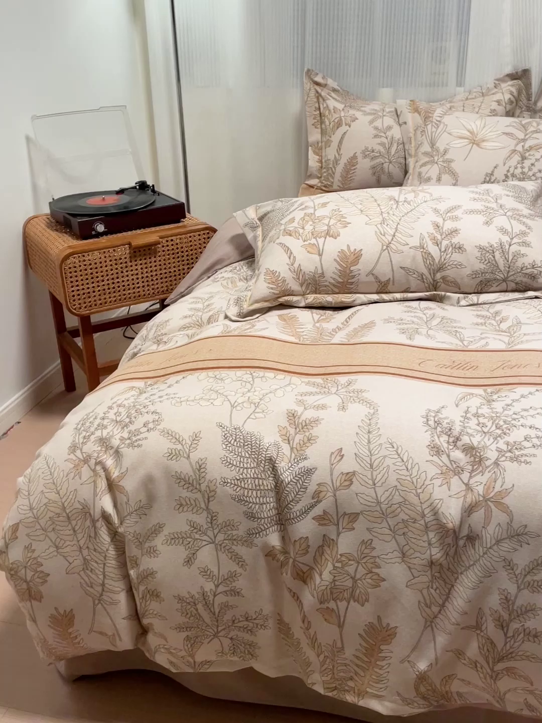 91家纺网 家纺一手货源 找家纺 卡普二店 2025新款全棉纯棉磨毛加厚四件套系列-四件套 挪威花园