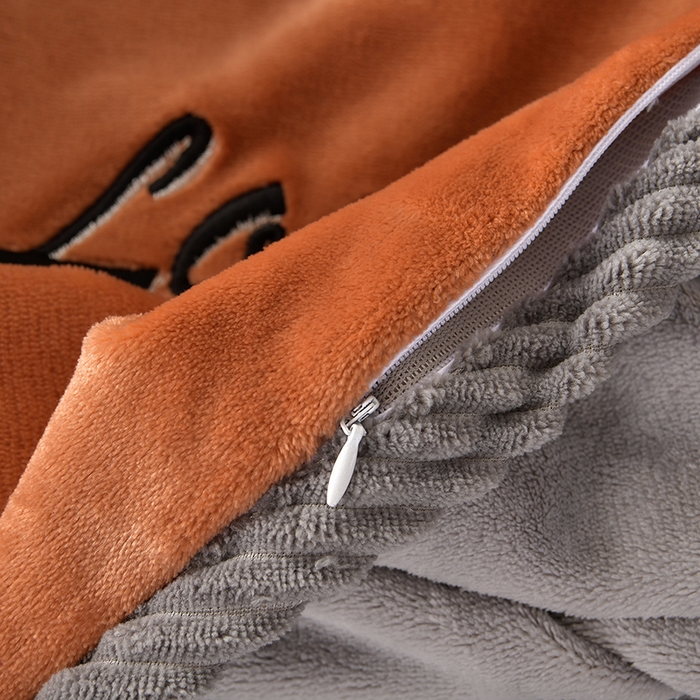 91家纺网 家纺一手货源 找家纺 妮恒美 2025新款加厚牛奶绒刺绣四件套-熊猫系列 熊猫-焦糖